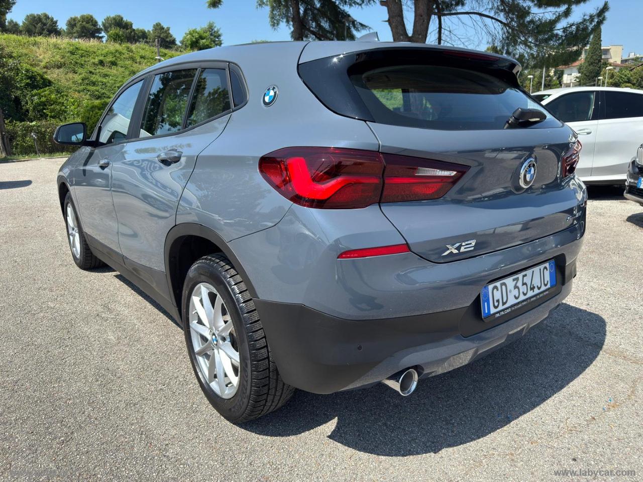 BMW X2 sDrive16d Business-X