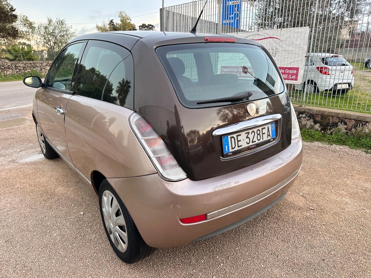 Lancia Ypsilon 1.3 MJT 75 CV Oro Bianco-2007