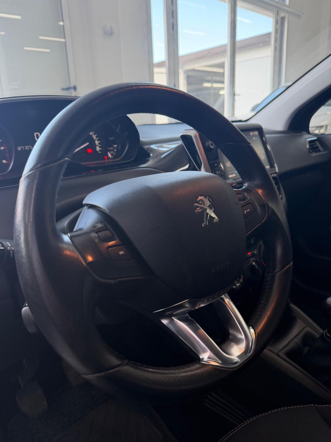 Peugeot 208 BlueHDi 75 5 porte Active FINANZIABILE