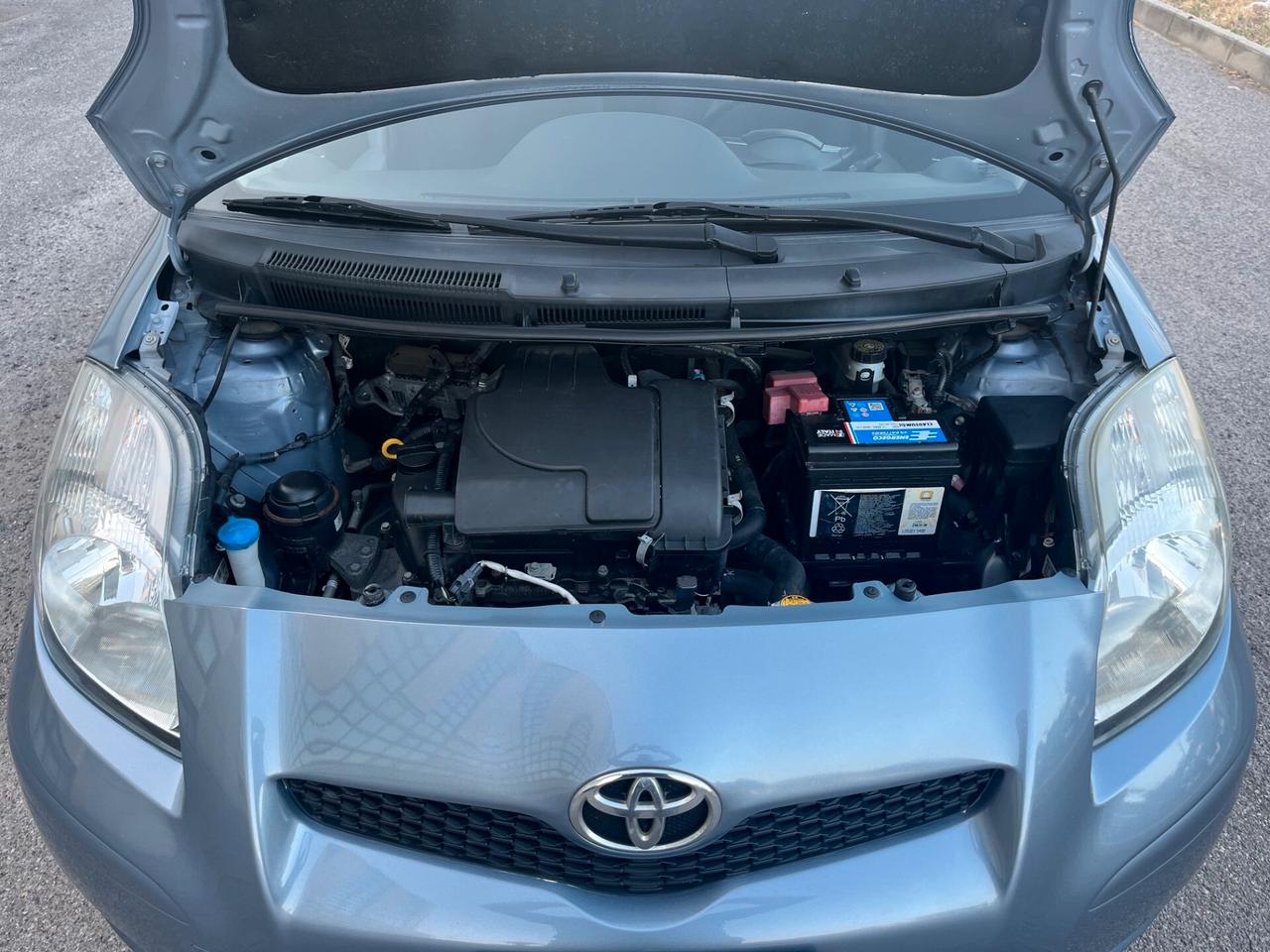 Toyota Yaris 1.0 VVT-i 70cv