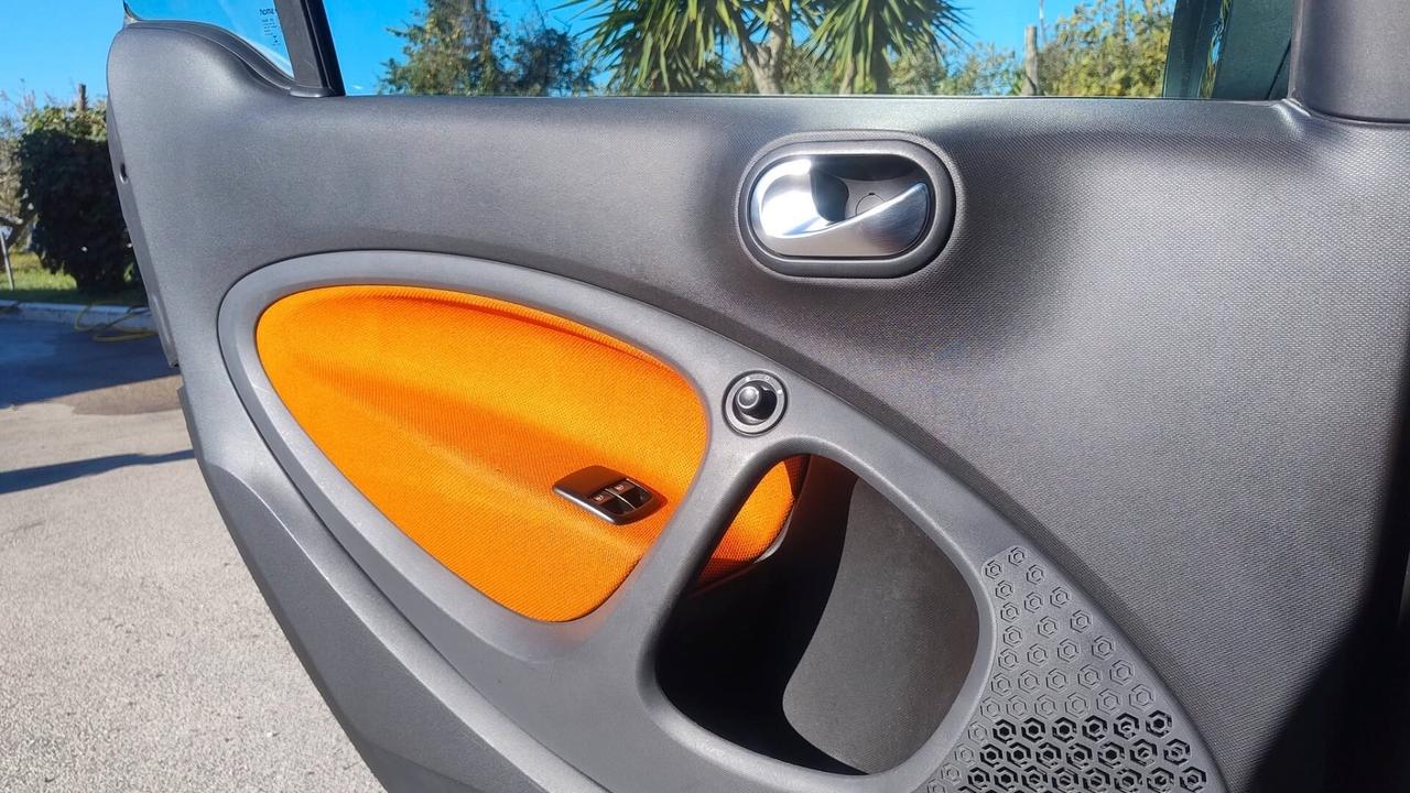 Smart ForTwo 70 1.0 Sport edition 1