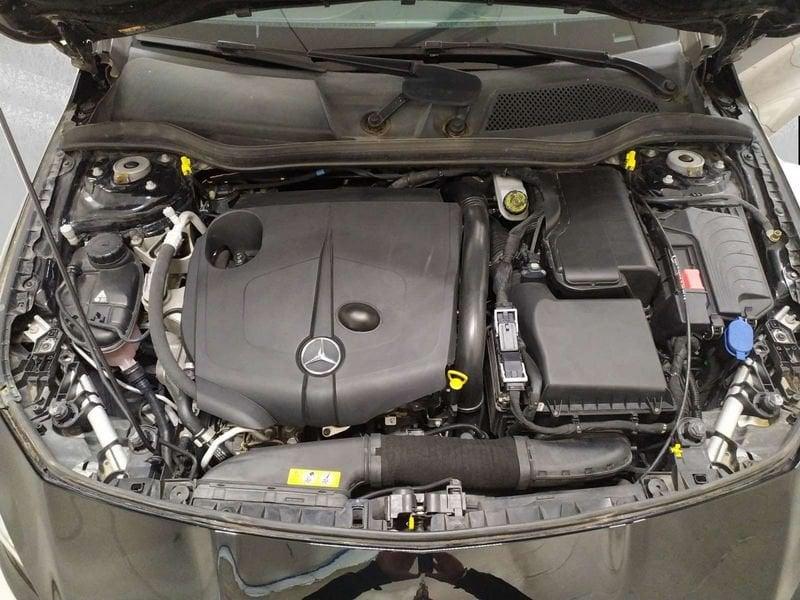 Mercedes-Benz CLA Shooting Brake 200 d Sport auto FL
