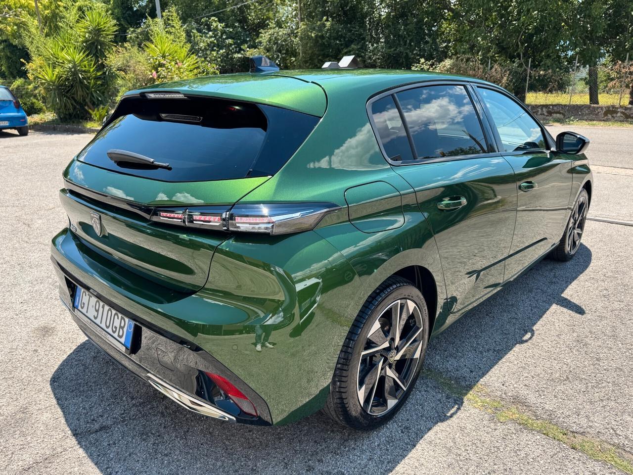 Peugeot 308 BlueHDi 130 S&S EAT8 Allure