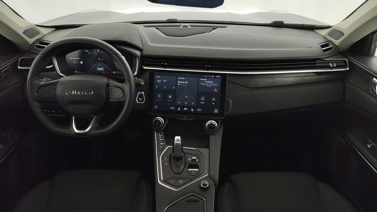 LYNK & CO 01 1.5 td phev auto