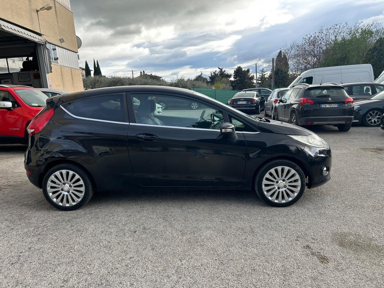 Ford Fiesta 1.4 TDCi 68CV 3 porte Titanium