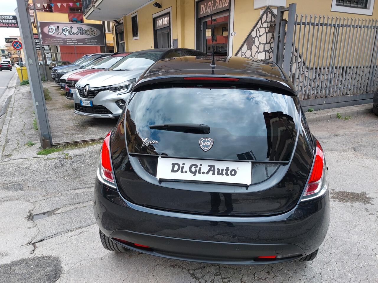 Lancia Ypsilon 1.2 69 CV 5 porte GPL Gold