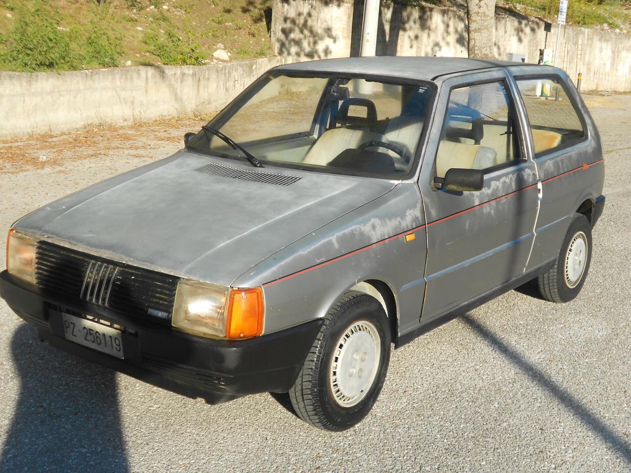 UNO 45 STING 3p(NUOVA:75.338km)5posti,FERMA dal 2006