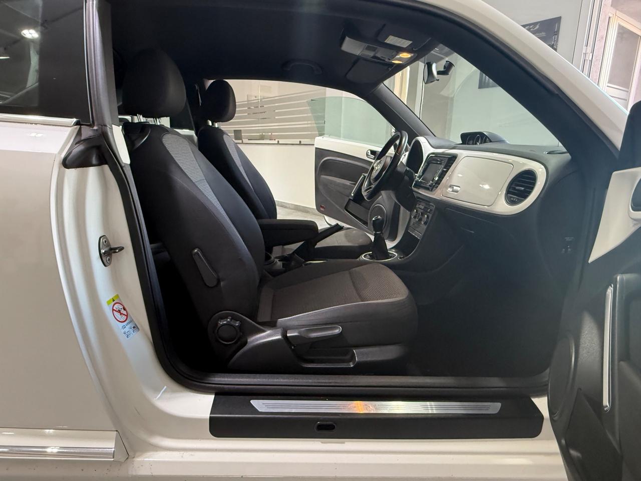 Volkswagen Maggiolino 1.6 TDI Design