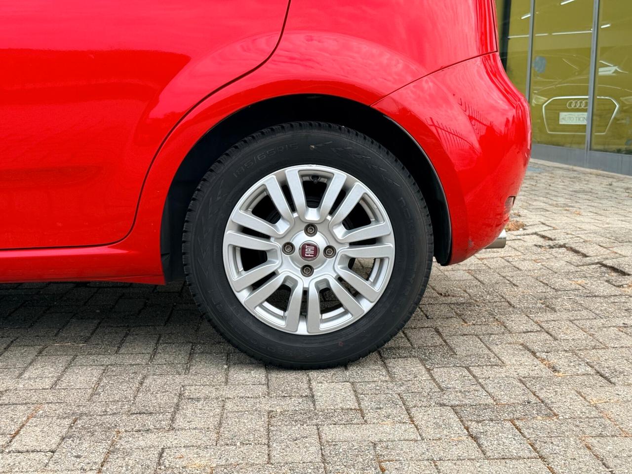 Fiat Punto 1.2 8V 5 porte Lounge 69cv