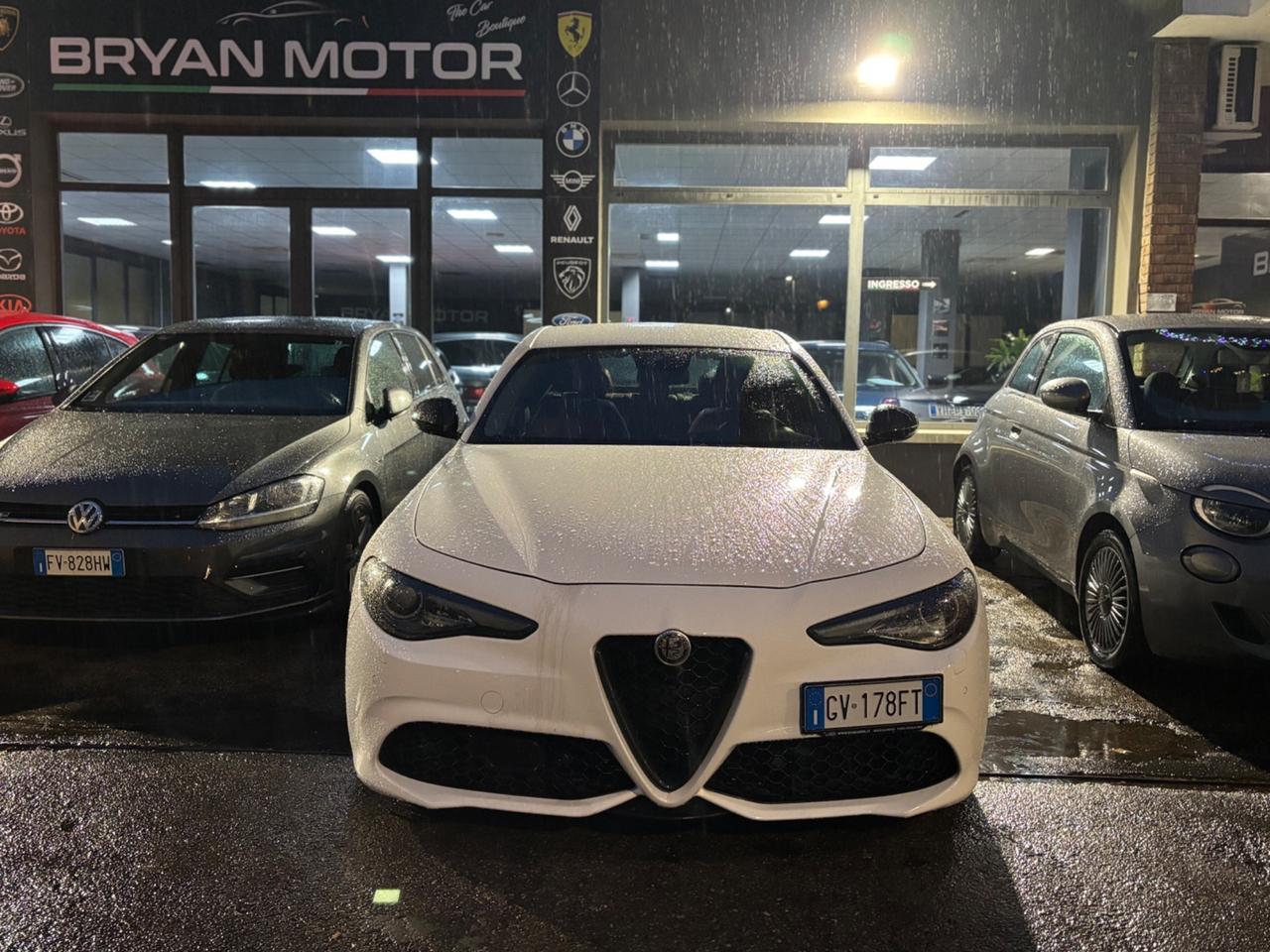 Alfa Romeo Giulia 2.0 Turbo 280 CV AT8 AWD Q4 Veloce