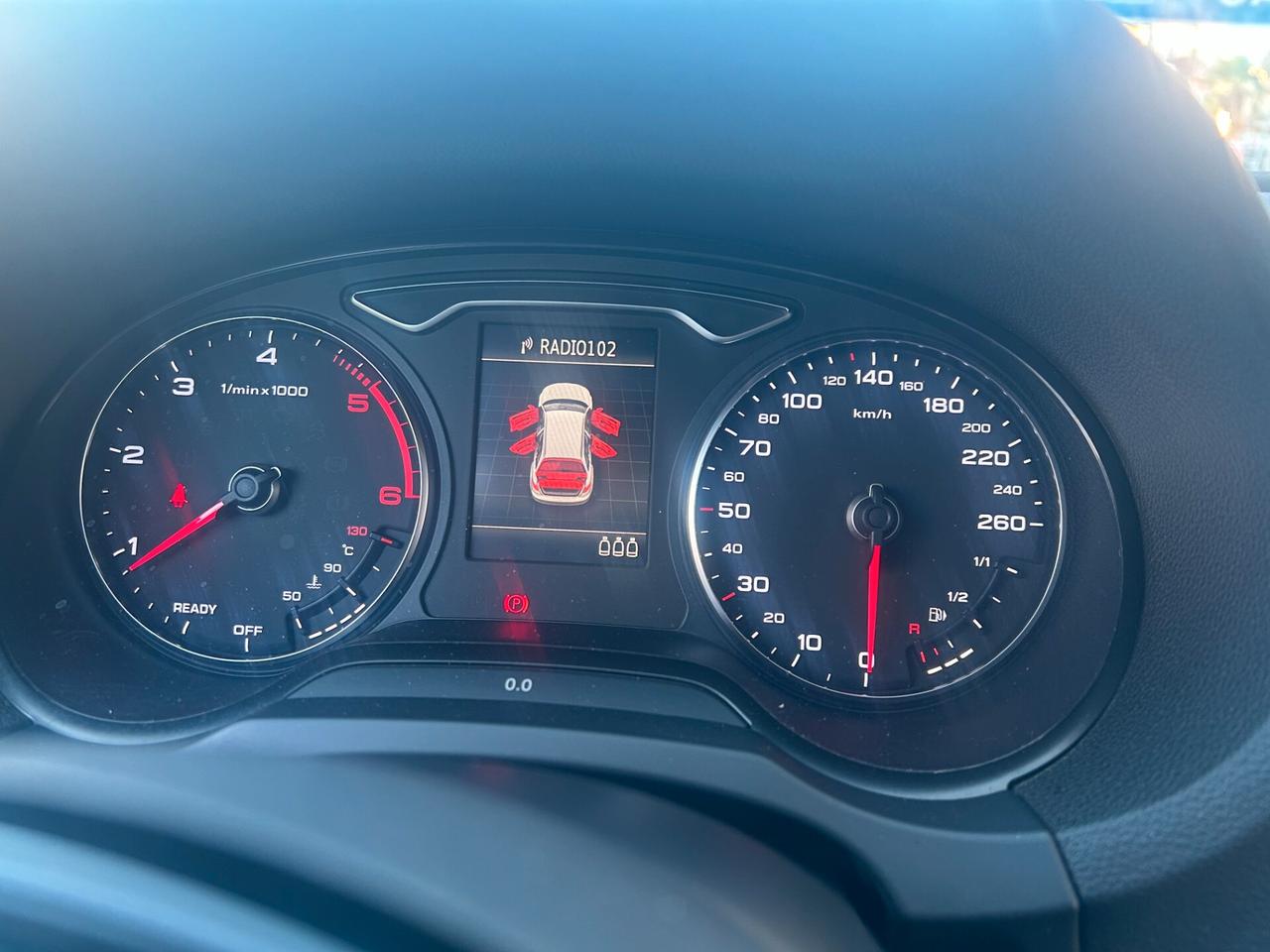 Audi A3 Cabrio 1.6 TDI clean diesel Ambiente