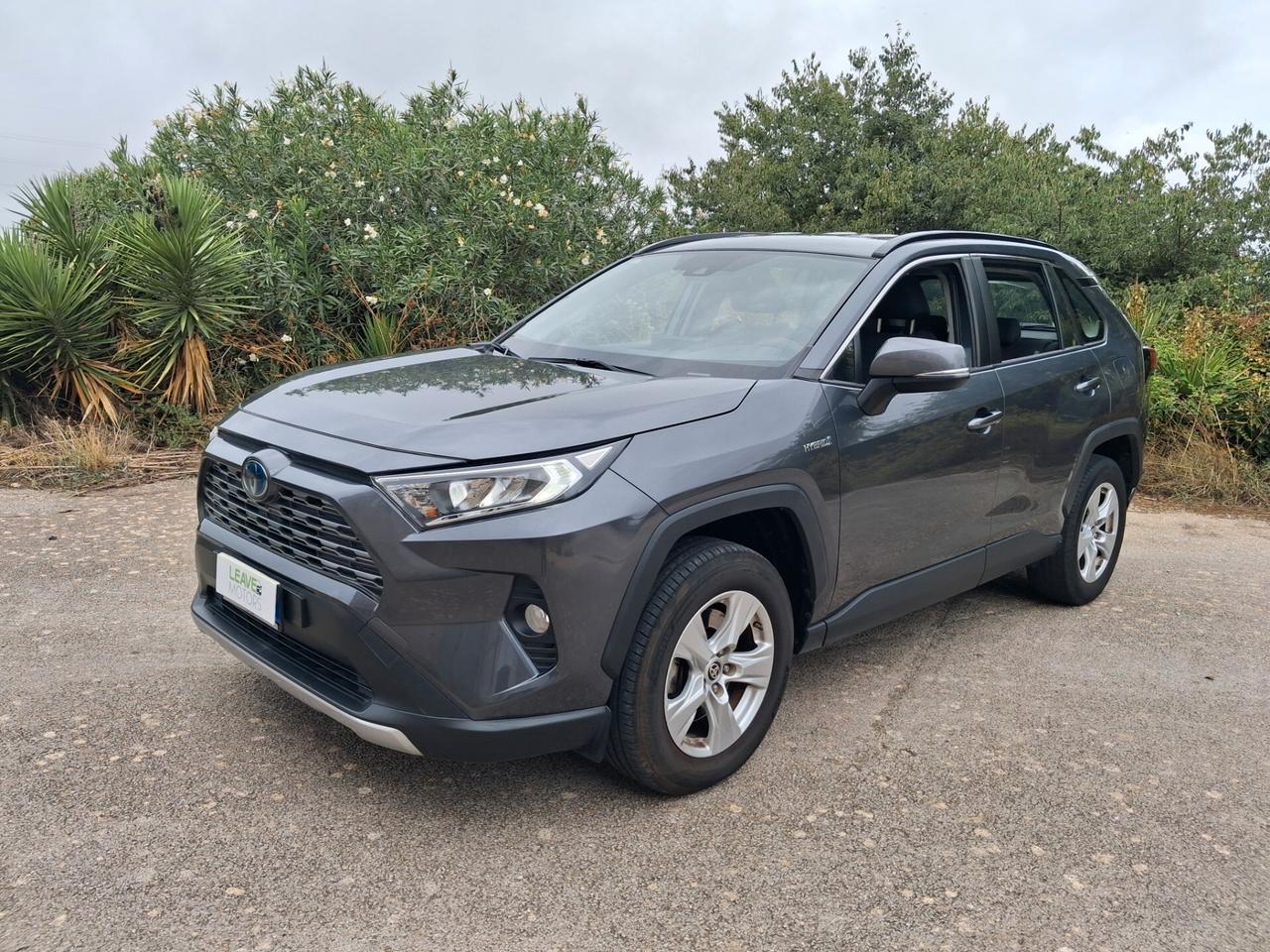 Toyota RAV 4 RAV4 E-CVT 2WD Active