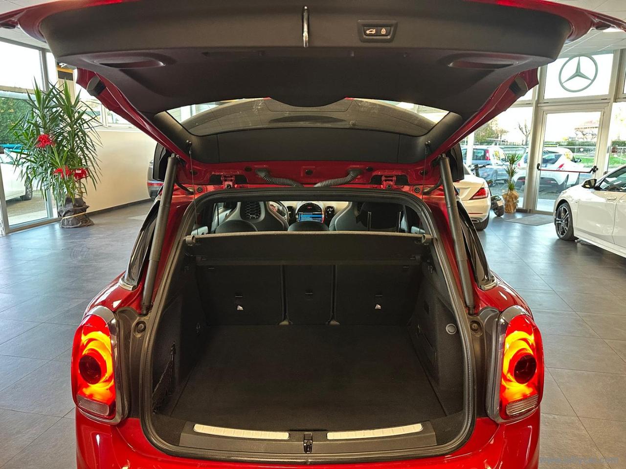 MINI Mini Cooper SE Countryman ALL4 Aut.