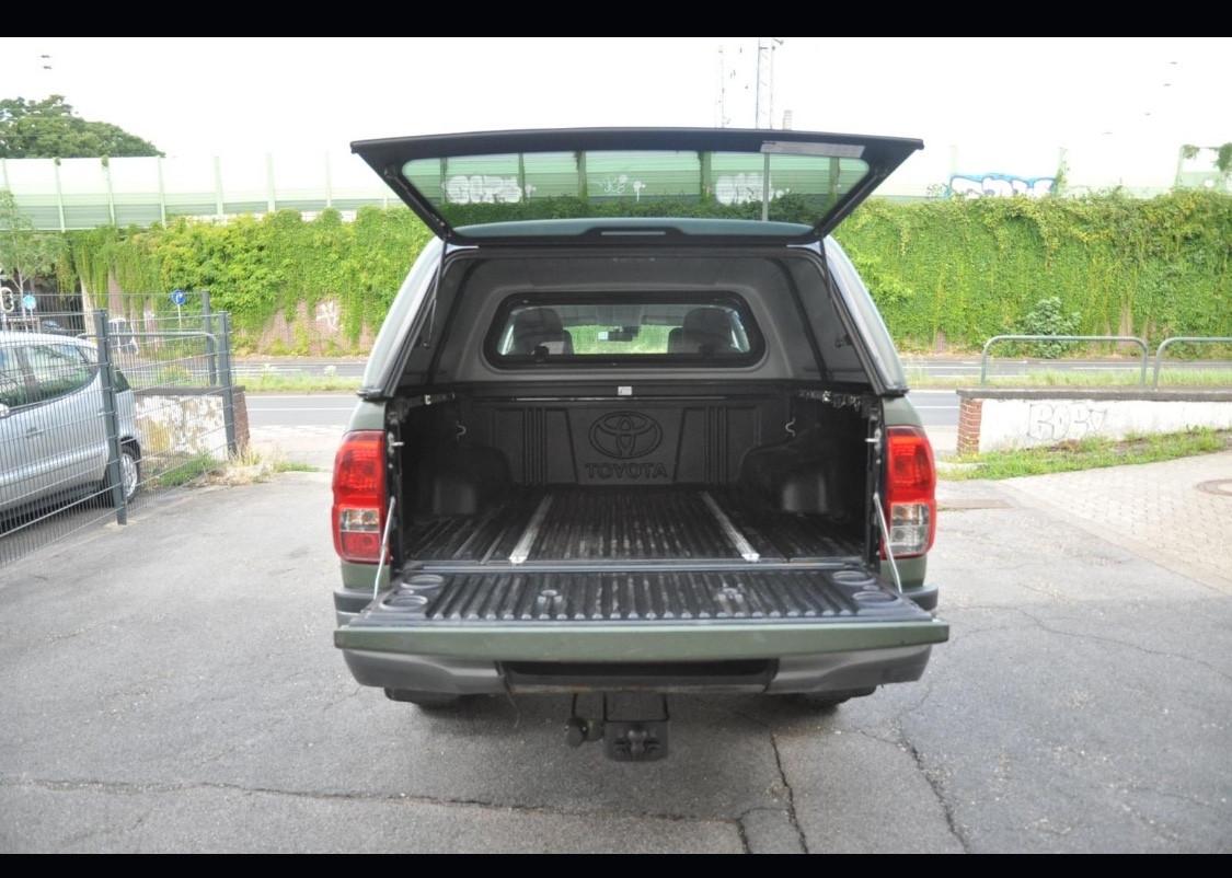 Toyota Hilux 2.4 D-4D 4WD 4 porte Double Cab Executive