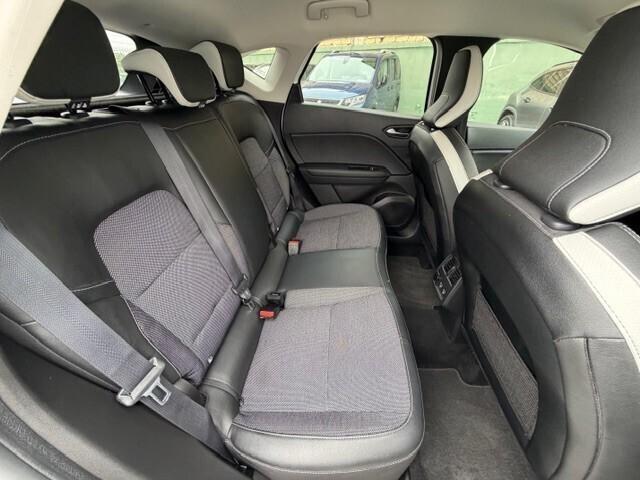 Renault Captur Blue dCi 115 CV EDC Intens