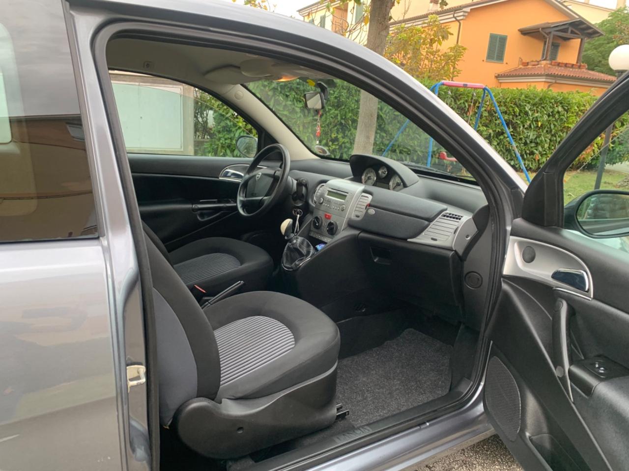 Lancia Ypsilon 1.2 modamilano restailing