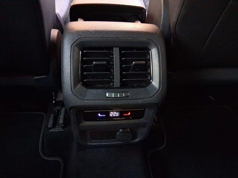 Volkswagen Tiguan Tiguan 2.0 TDI 150 CV SCR DSG R-Line