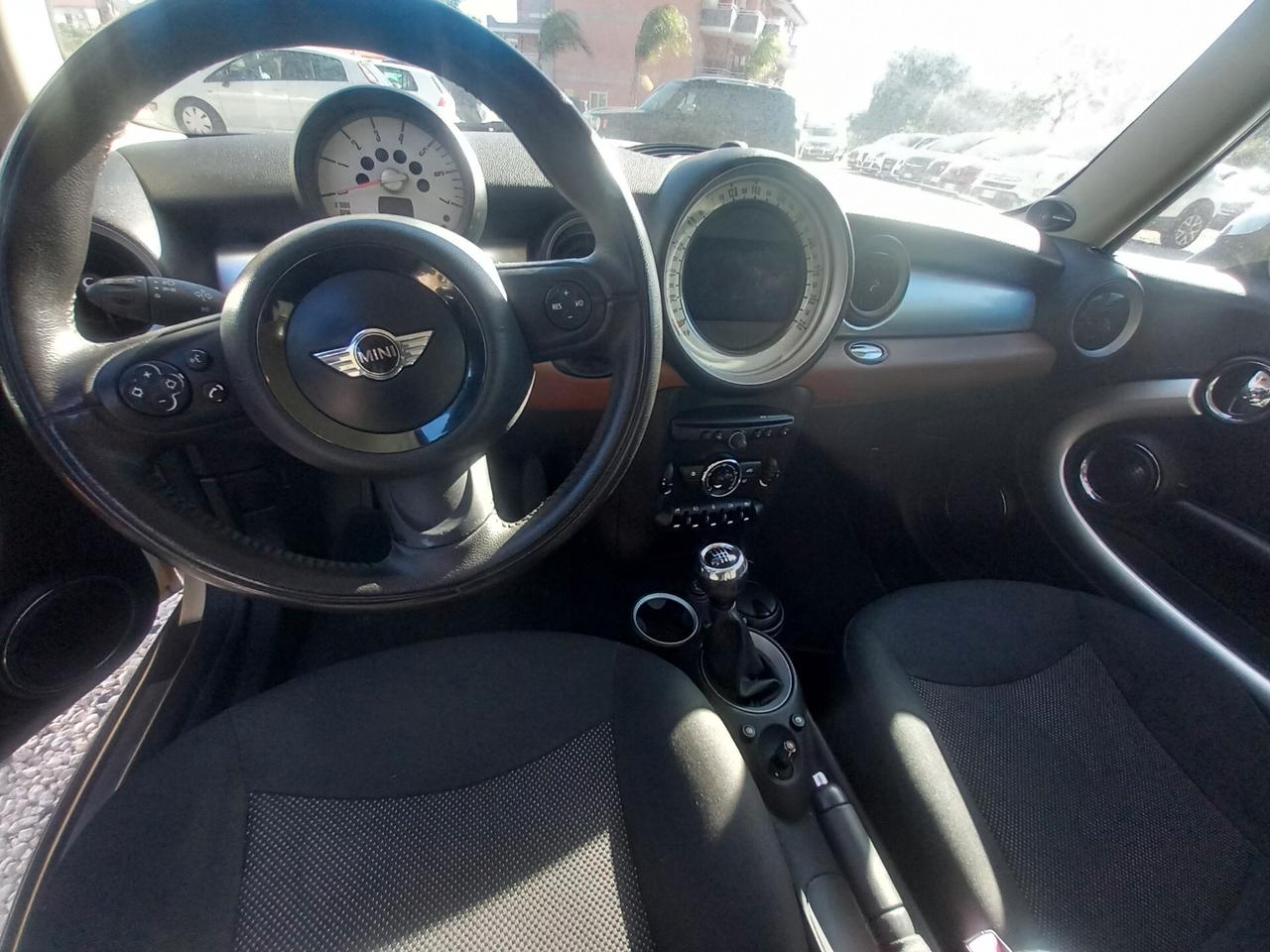 Mini 1.6 16V One D