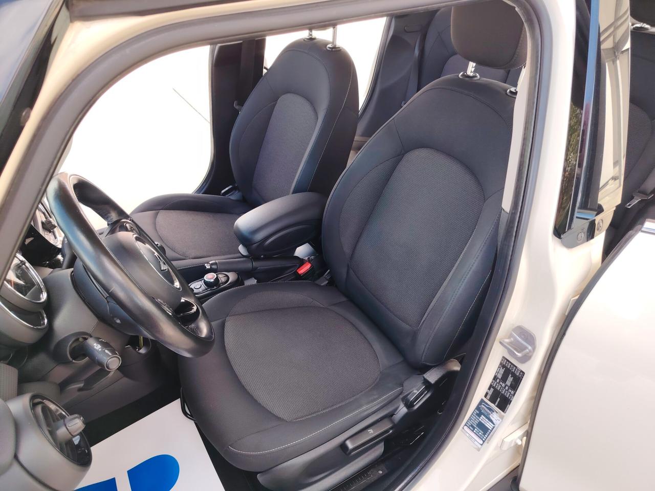 Mini Cooper D 1.5 5 Porte