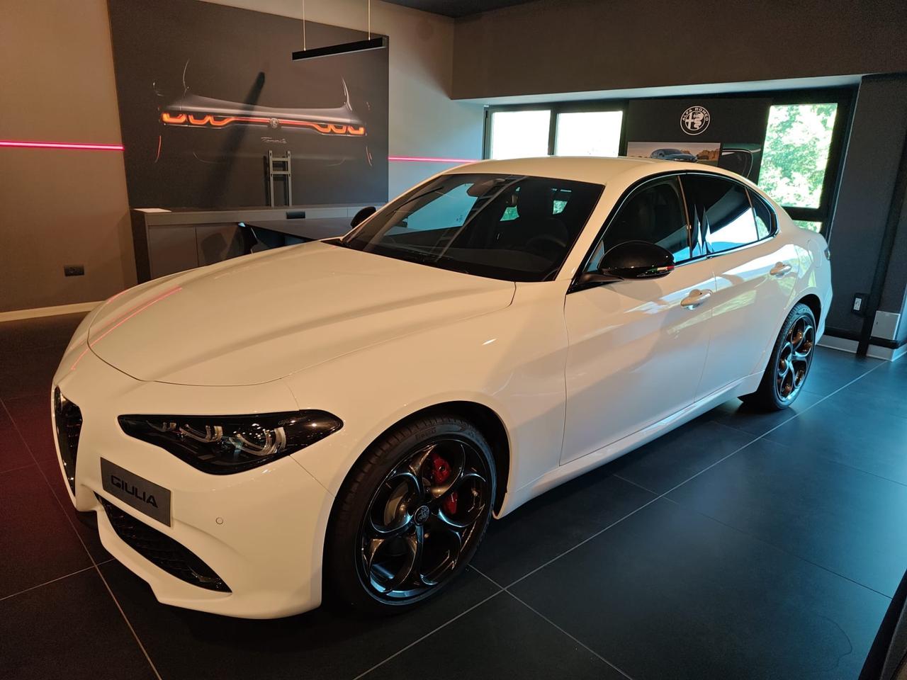ALFA ROMEO Giulia My24 Diesel 210 Cv Tributo Italiano