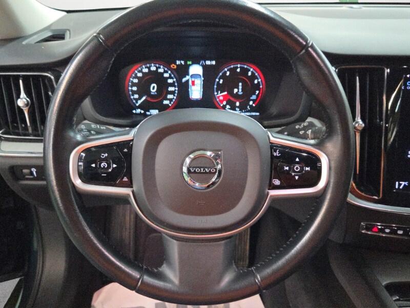 VOLVO V60 CC (2018-2024) V60 Cross Country B5 A...