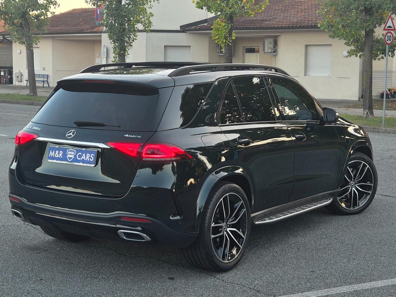 Mercedes-benz GLE 300 d 4Matic 272 PAK AMG
