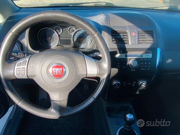 Fiat Sedici 4x4 - 2012 -