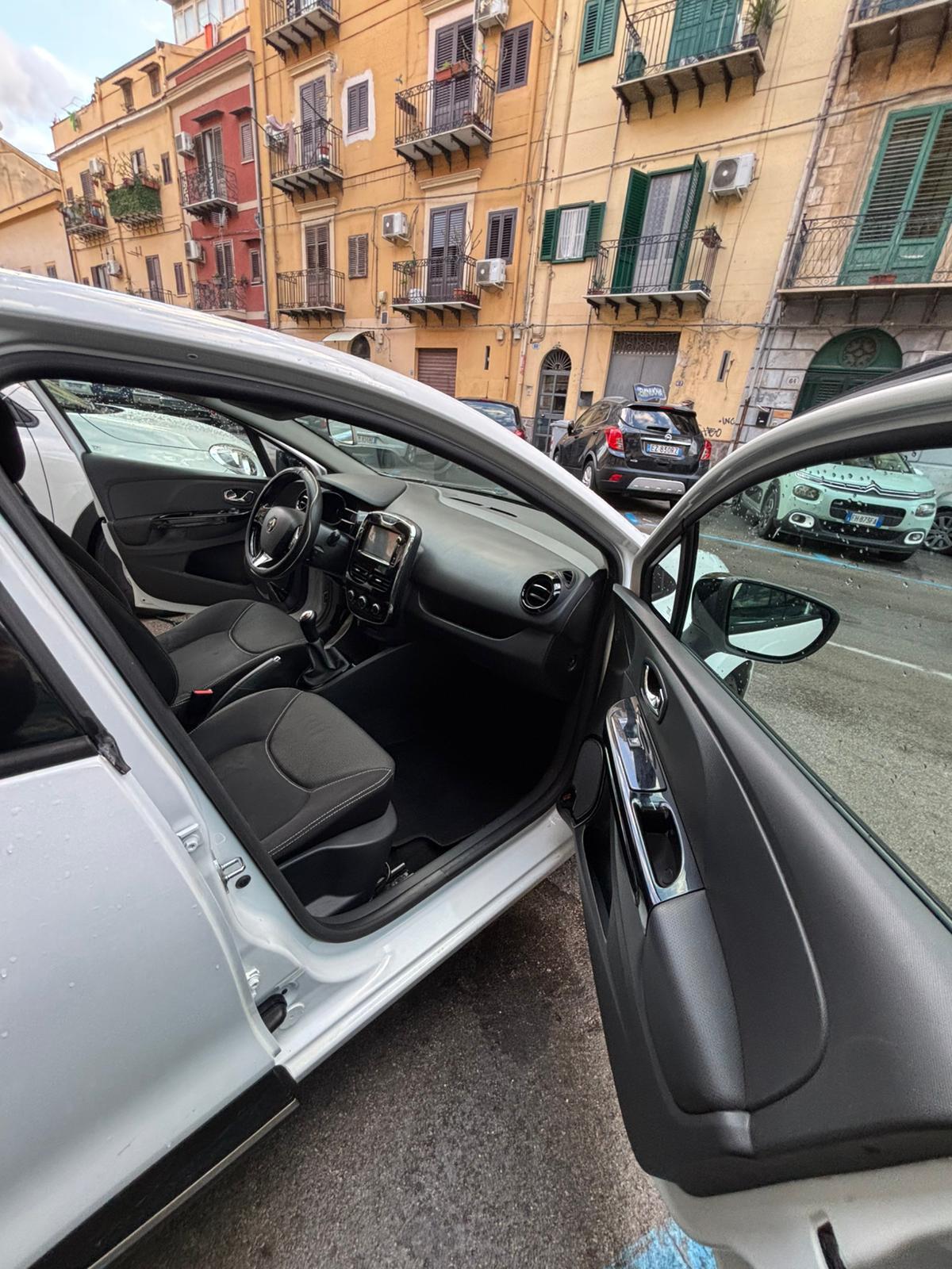 Renault Clio 1.2 75CV GPL 5 porte Live FINANZIABILE NEOPATENTATI