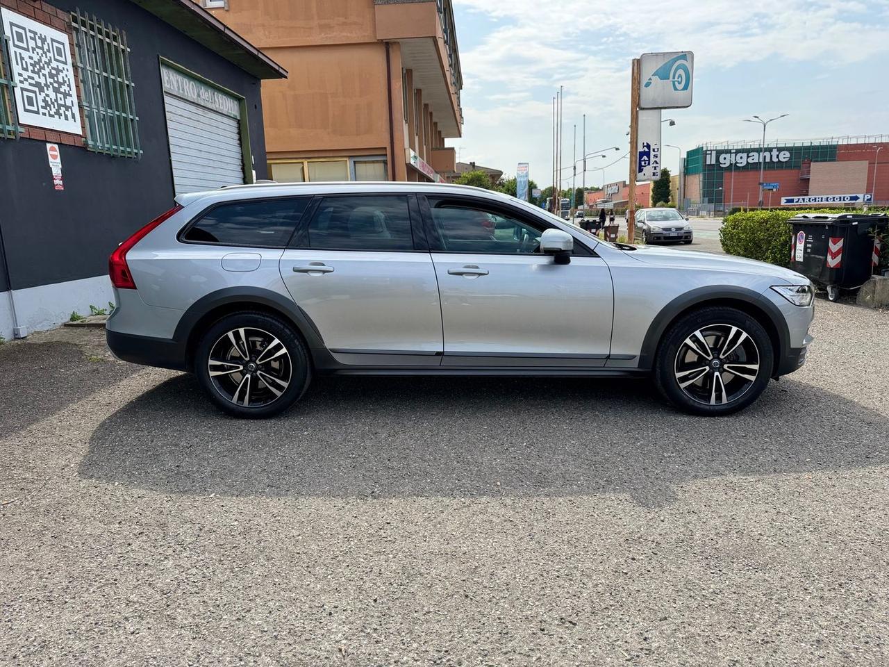 Volvo V40 Cross Country Momentum 2.0 T5 #5705