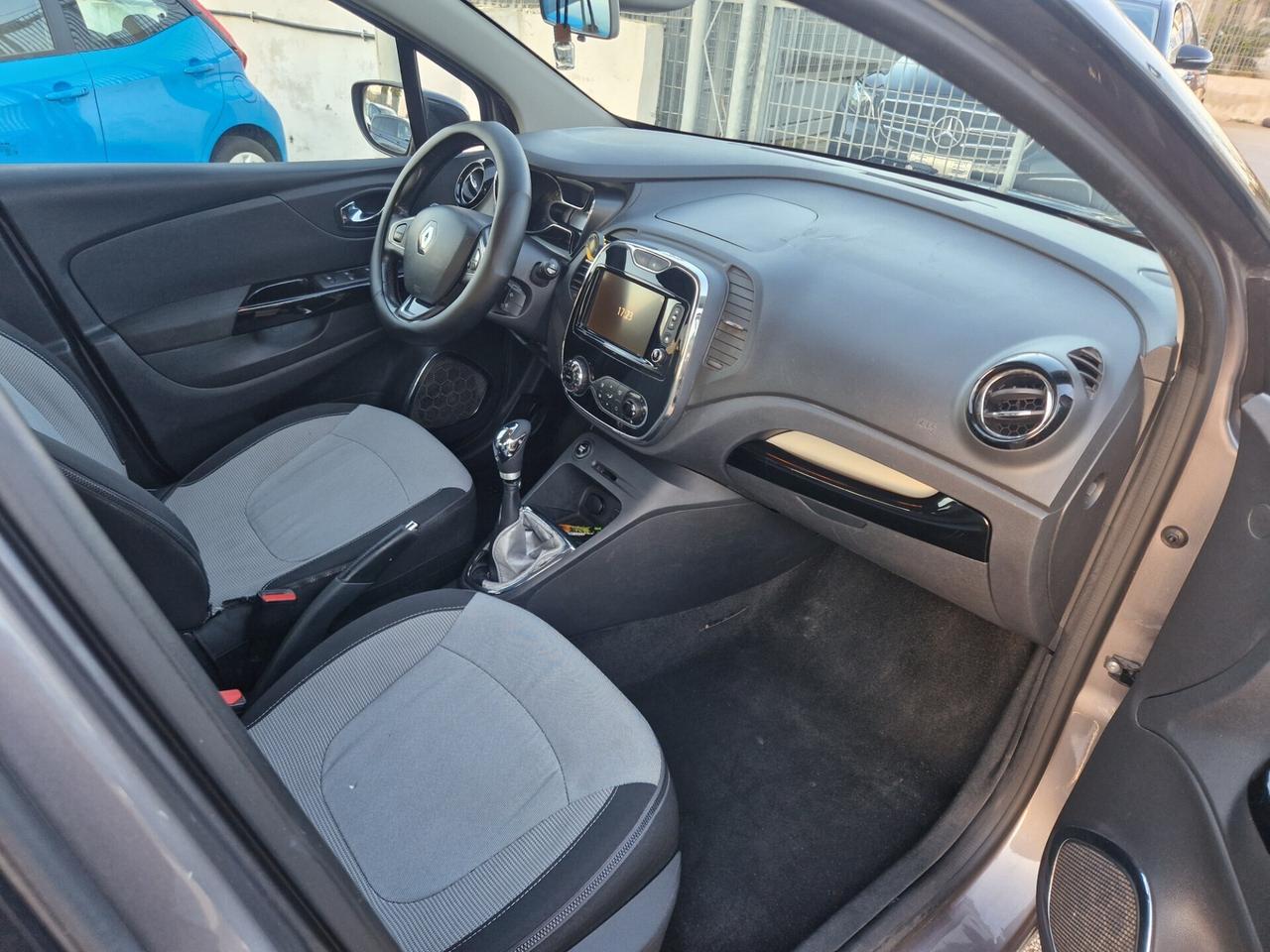 Renault Captur 1.5 dCi 90 CV - 2017
