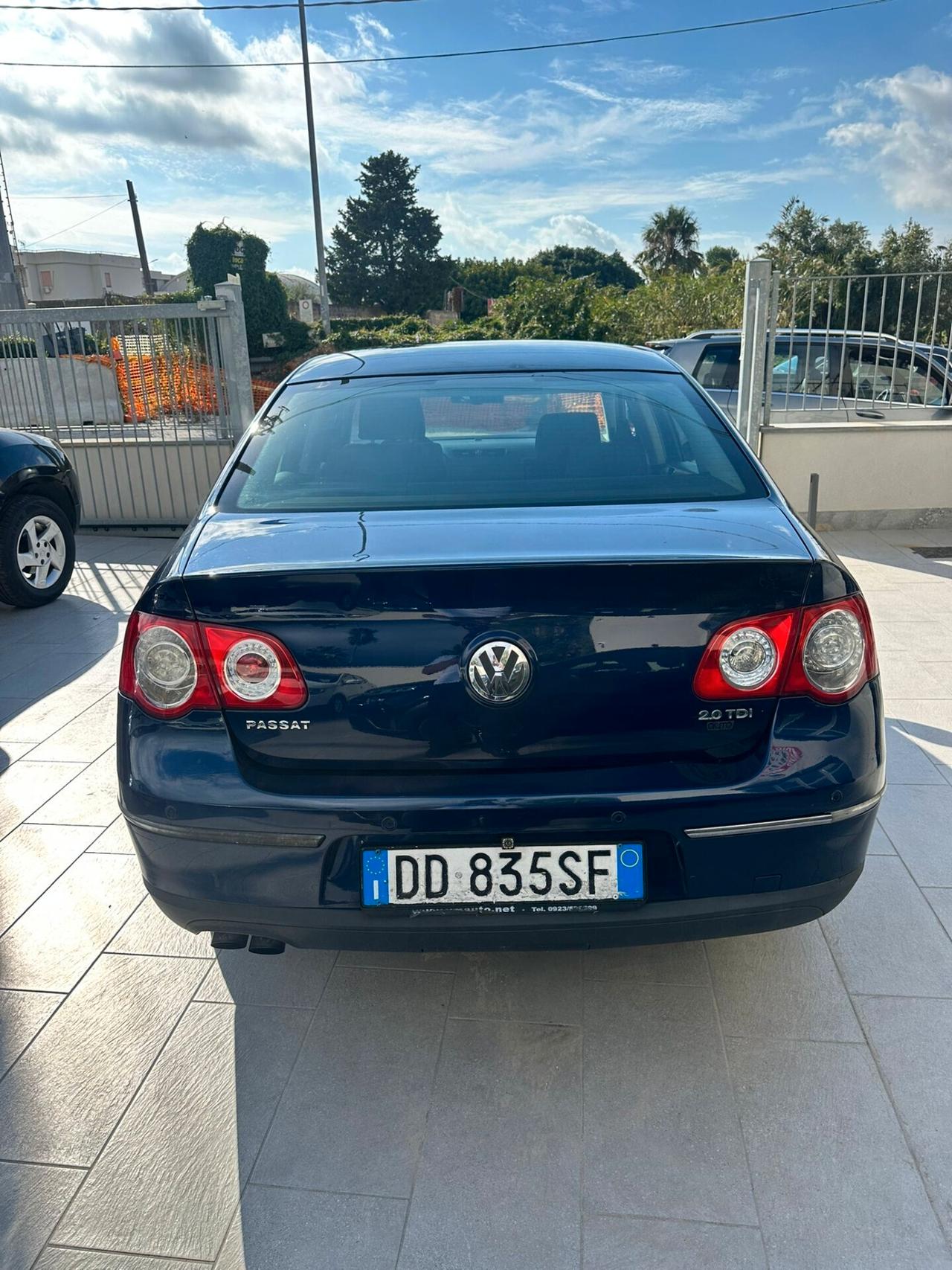 Volkswagen Passat 2.0 TDI/130 CV cat Var. C.line