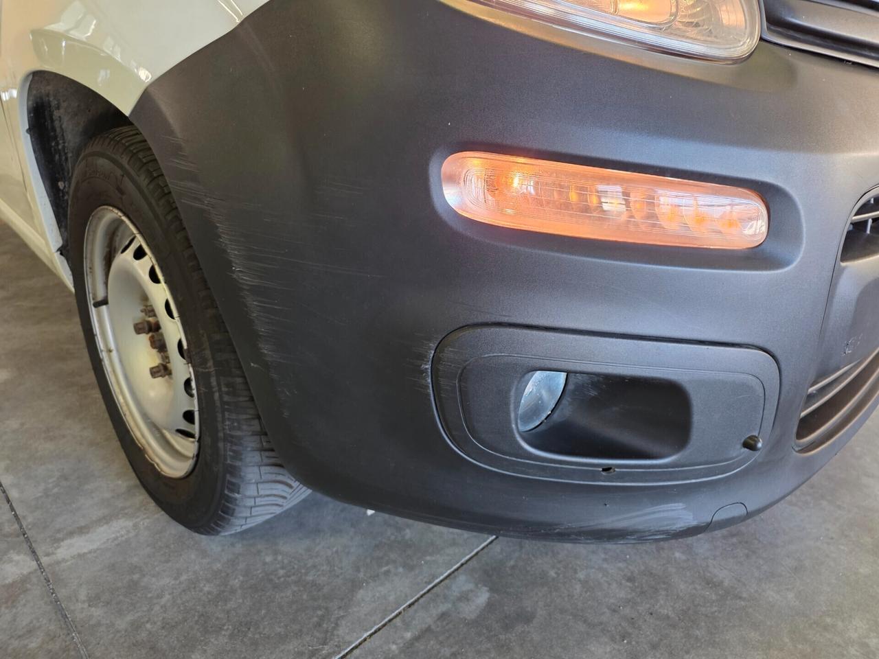 Fiat Panda 1.0 Hybrid Van 2 posti autocarro n1