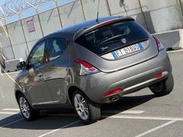 Lancia Ypsilon 1.2 69 CV-GPL-PERMUTABILE