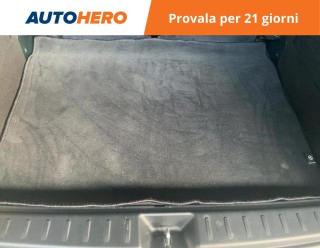 MERCEDES-BENZ GLB 200 d Automatic Sport