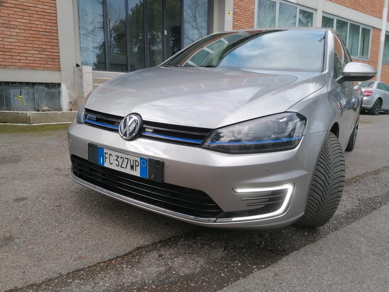 Volkswagen Golf GTE 1.4 TSI DSG 5p. Plug-In-Hybrid - 204cv