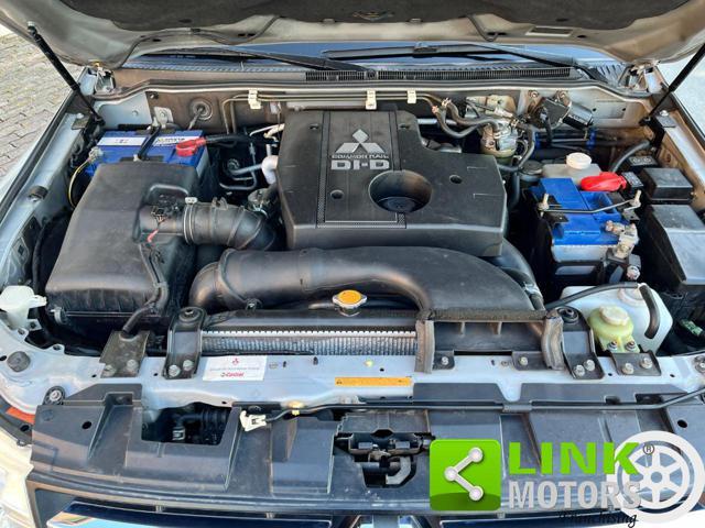 MITSUBISHI Pajero 3.2 DI-D 16V aut. 5p. Instyle DPF