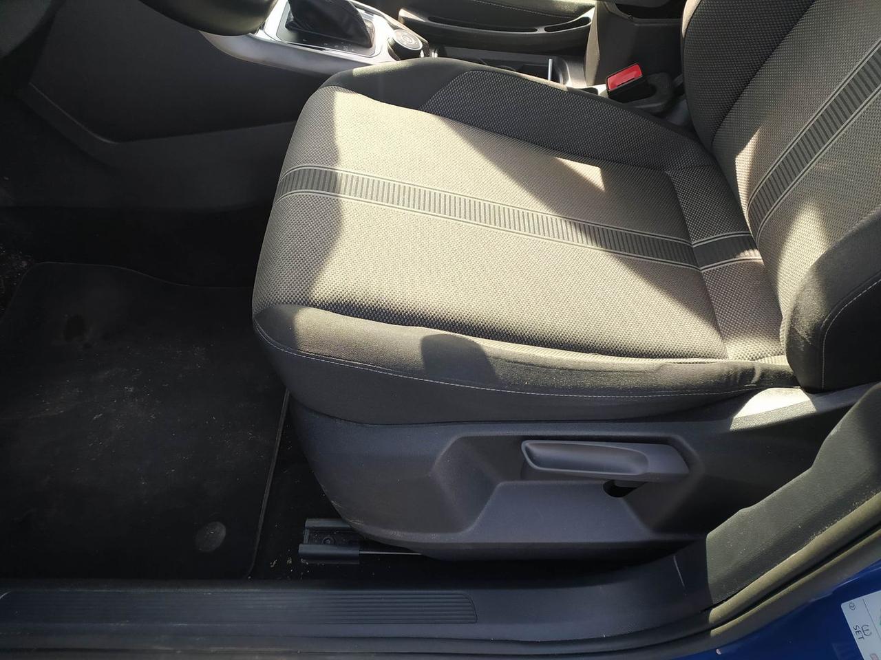 Volkswagen T-Roc Business 2.0 TDI 4x4 #9493