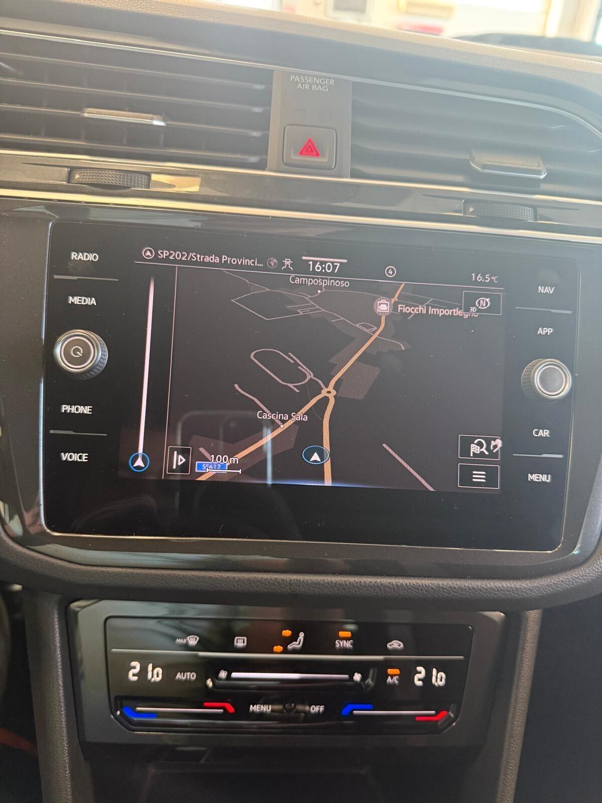 Volkswagen Tiguan 2.0 TDI 150 CV SCR DSG R-Line