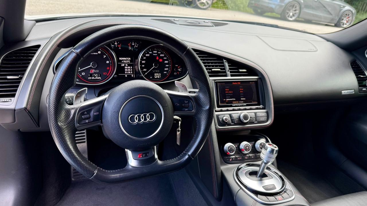 Audi R8 Spyder 5.2 V10 FSI quattro R tronic