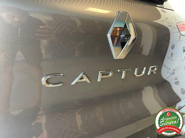 RENAULT Captur 1.3 Mild Hybrid 160cv EDC TECHNO