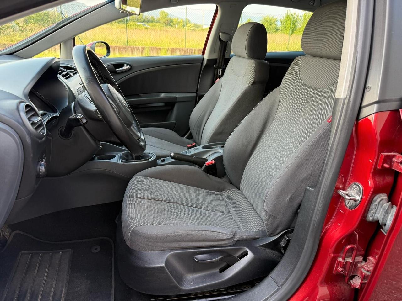 Seat Leon 1.6 Stylance DUAL ok per neopatentati