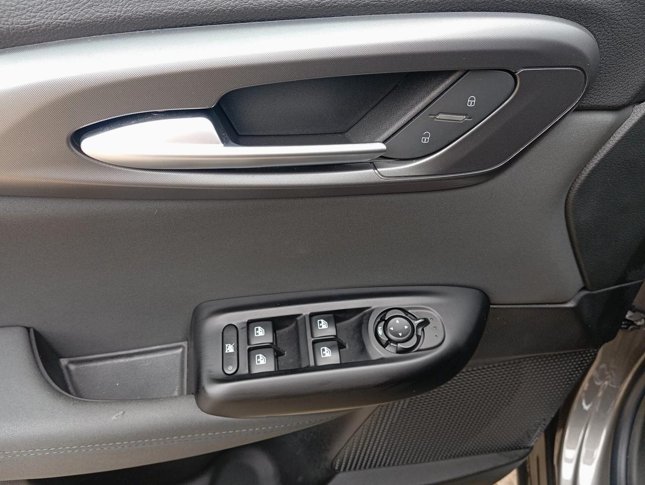 Alfa Romeo Tonale 1.5 160 CV MHEV TCT7 Tributo Italiano