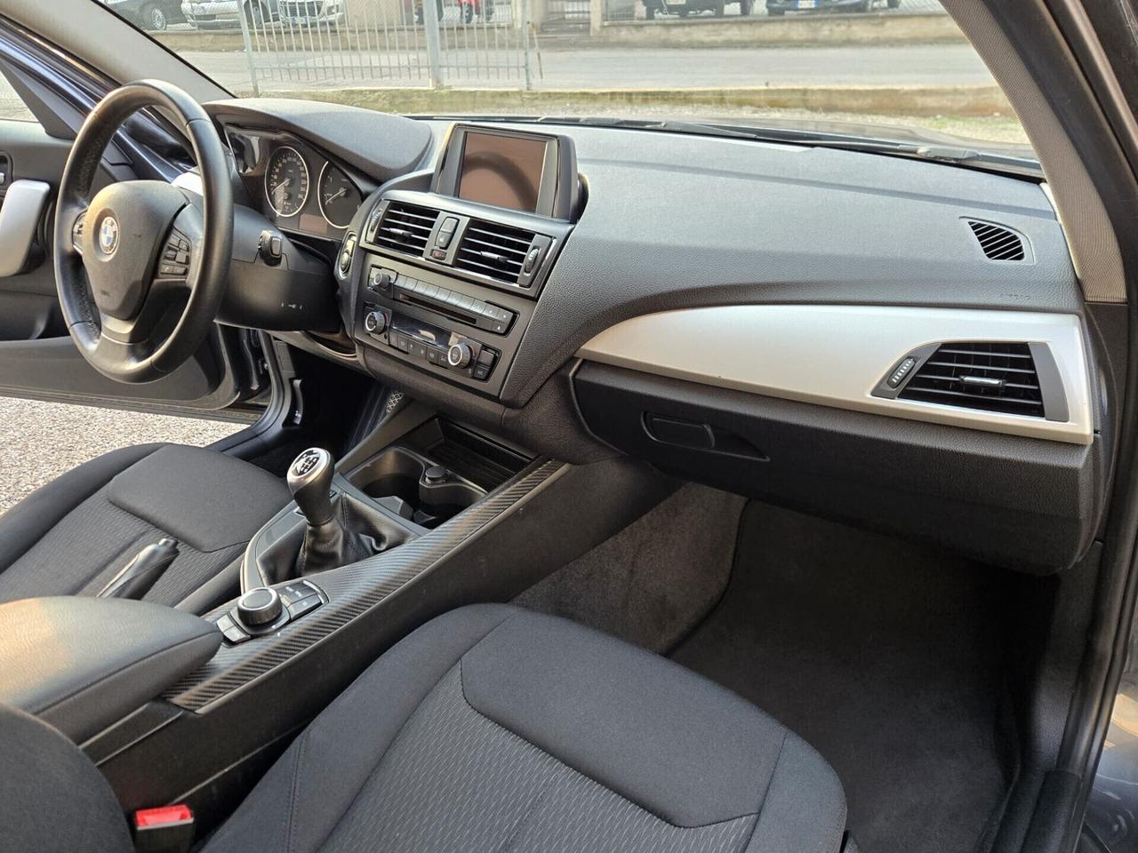 Bmw 116d 5p. VERS. SPORT