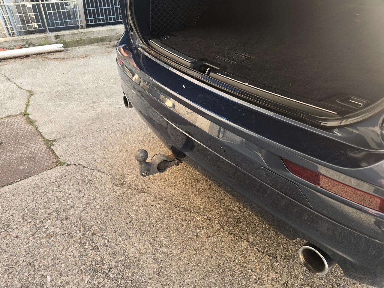 Volvo XC 60 XC60 B4 (d) AWD Geartronic Business