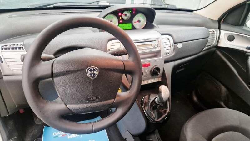 Lancia Ypsilon 1.2 69 CV Diva