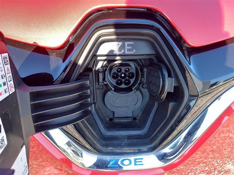 Renault Zoe Zen R135 e-shifter