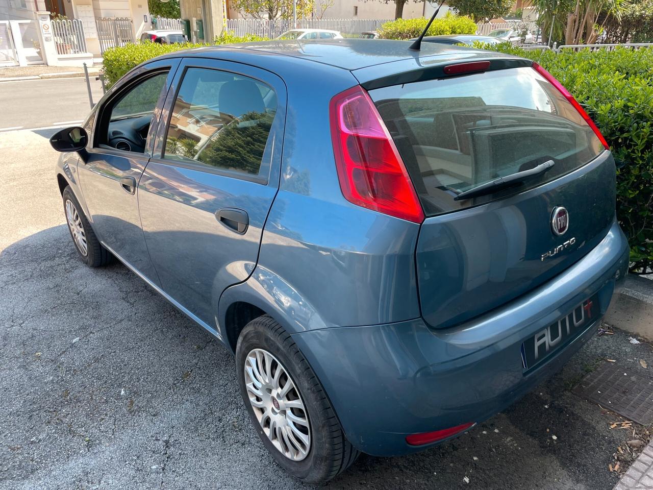 Fiat Punto 1.4 8V 5 porte Natural Power Street