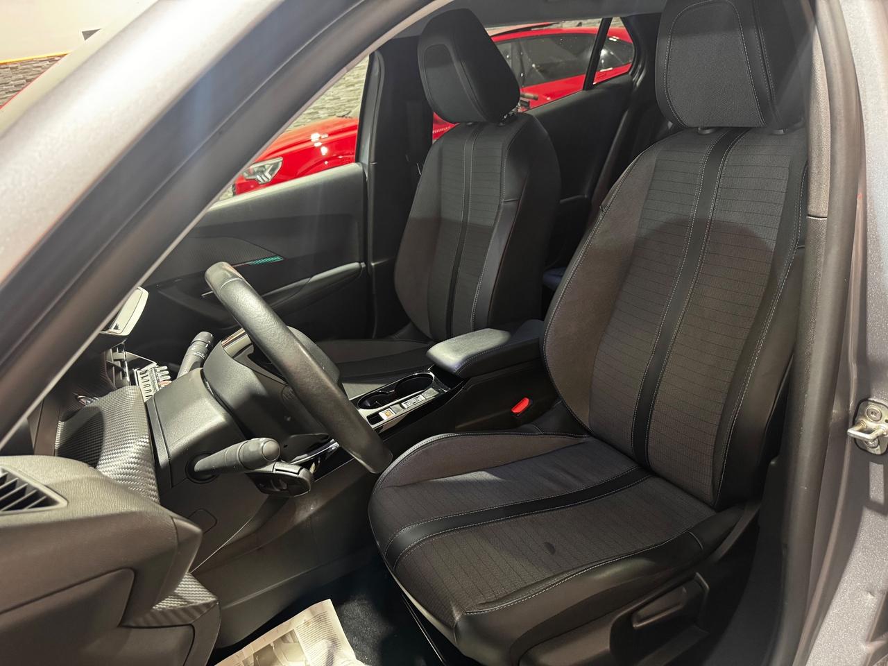 Peugeot 2008 BlueHDi 110 S&S Allure Pack