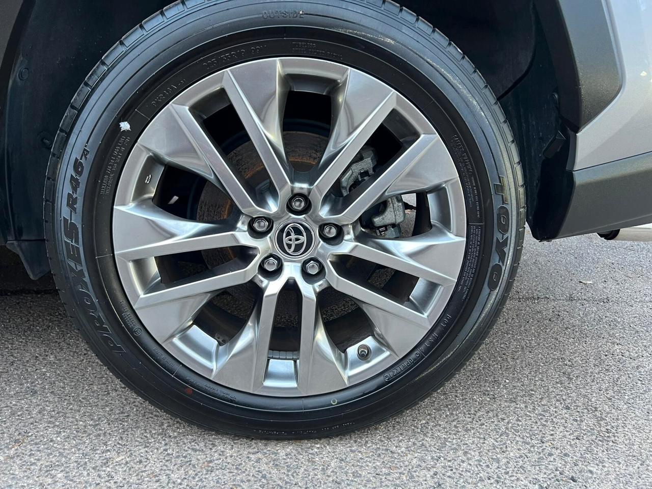 Toyota RAV 4 2.5 HV (222CV) E-CVT AWD-i LOUNGE