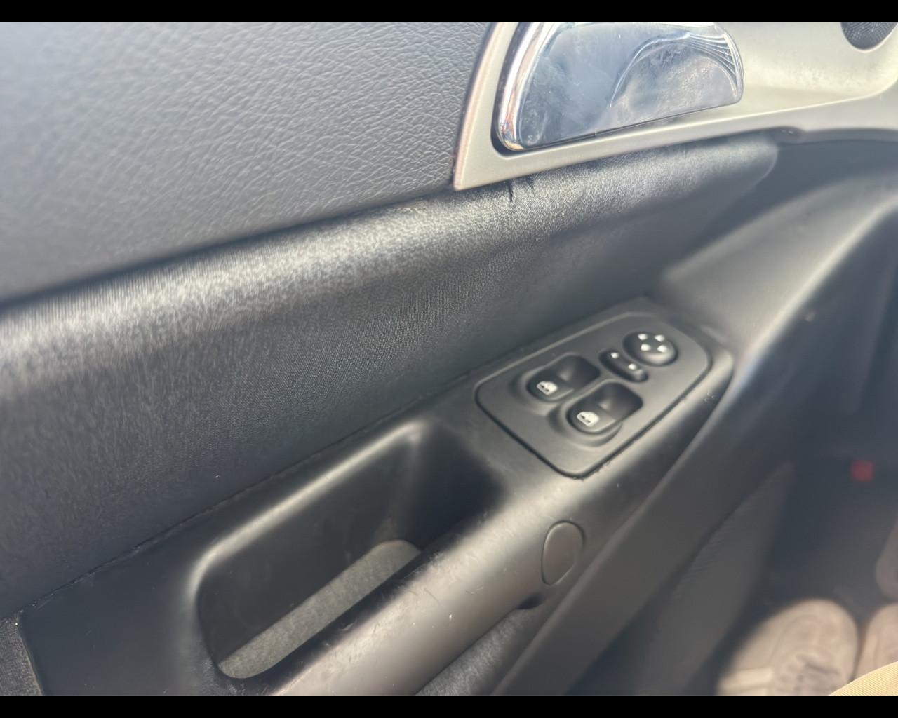 LANCIA Ypsilon 2ª serie - Ypsilon 1.3 MJT 75 CV Diva